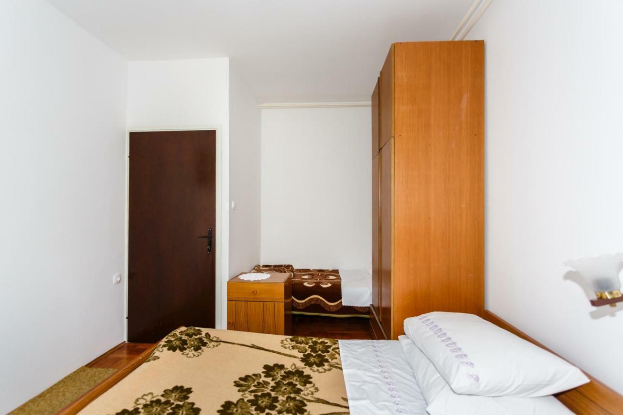 קרק Apartmani Jelica מראה חיצוני תמונה