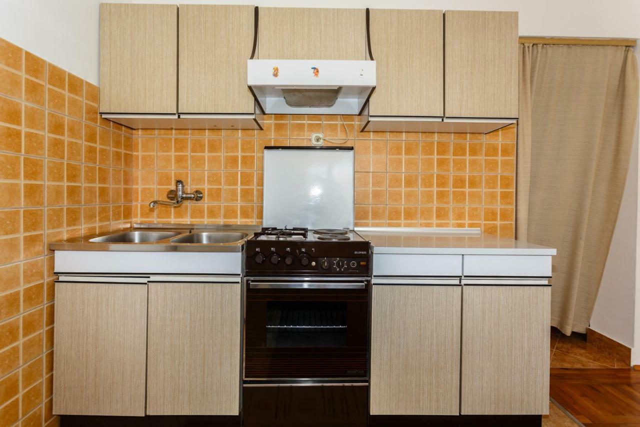 קרק Apartmani Jelica מראה חיצוני תמונה